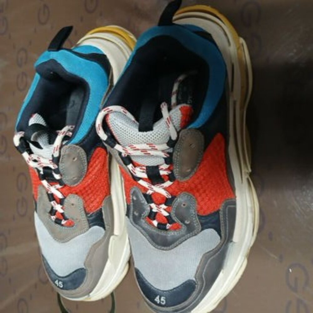 Balenciaga Triple S Men size 45